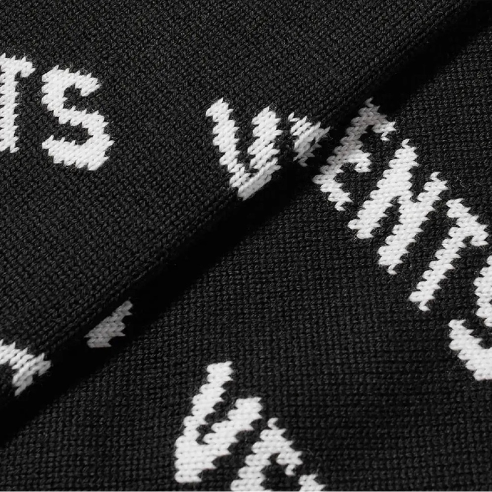 Vetements Logo All Over Knit Sweater – Unisex Oversized Fit - Picture 3 of 6